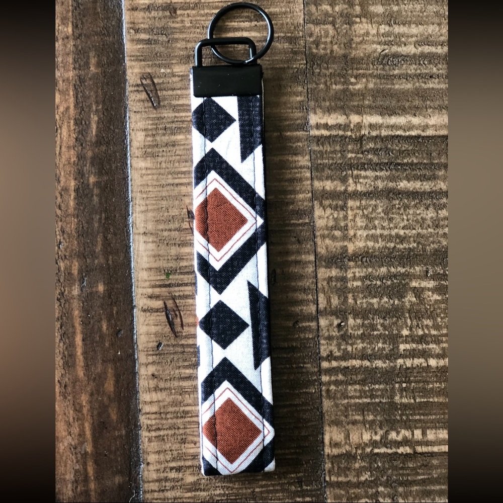 Wristlet keychains - Picture 9 of 15